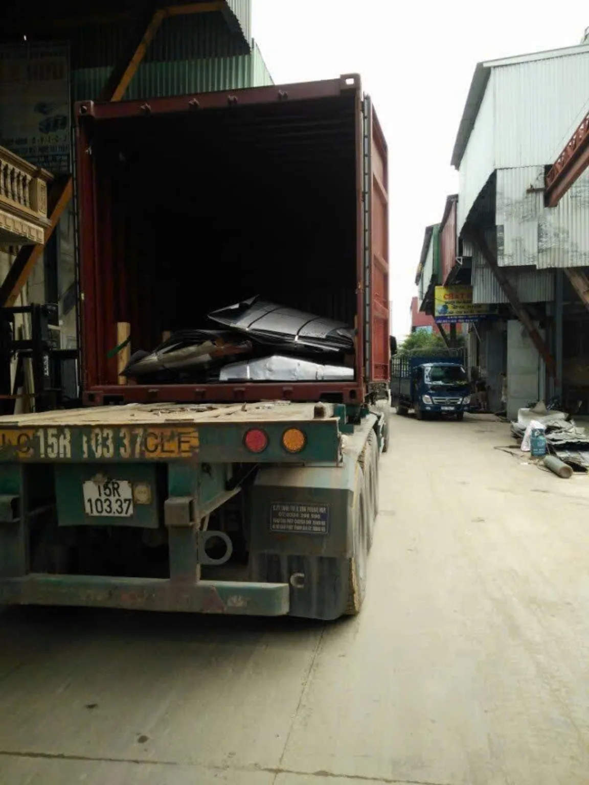 Bốc xếp bằng xe nâng